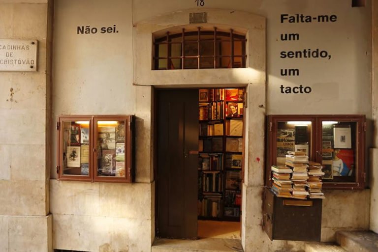 La librería más pequeña del mundo (CERRADO)